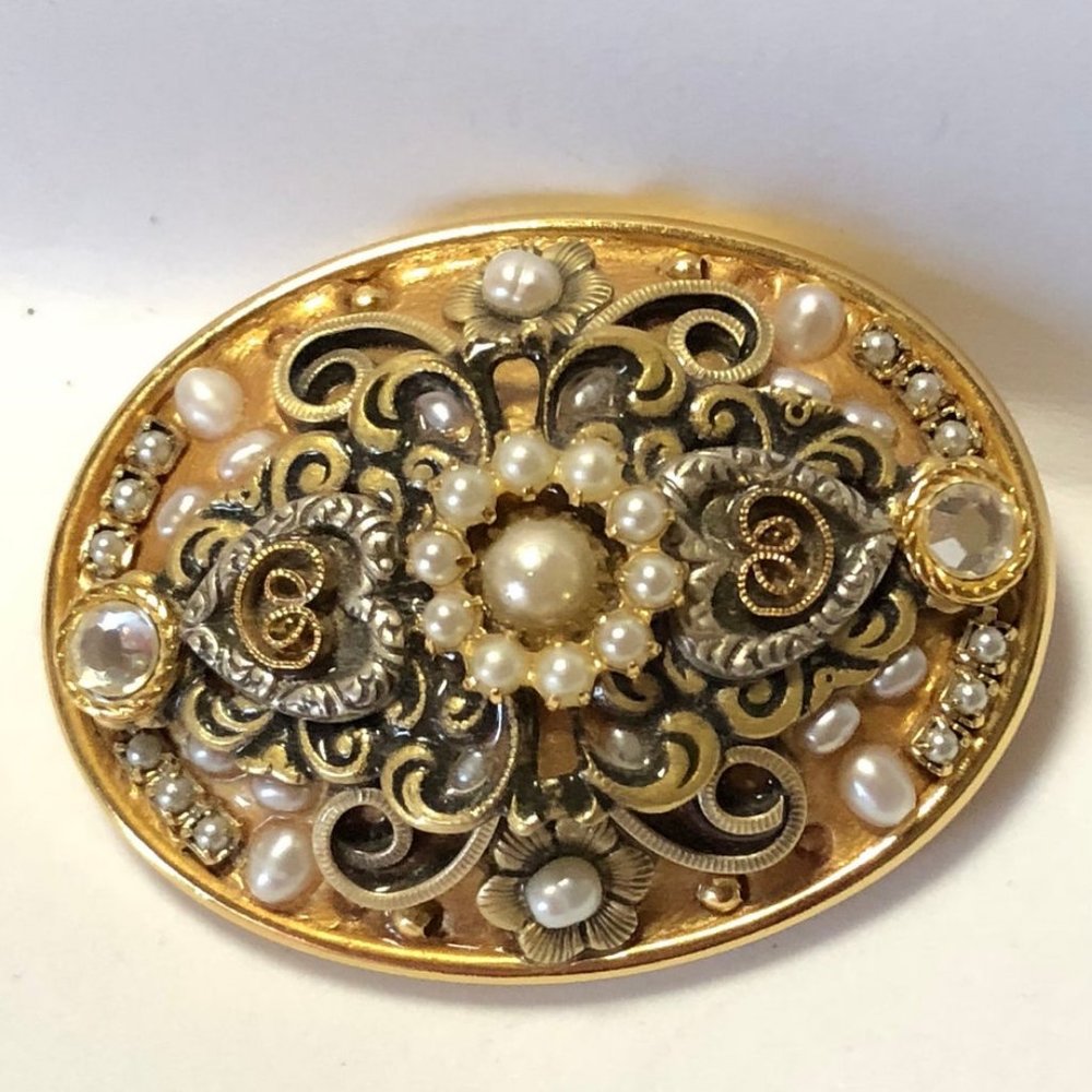 Vintage Michal Golan Victorian Style Brooch Gem